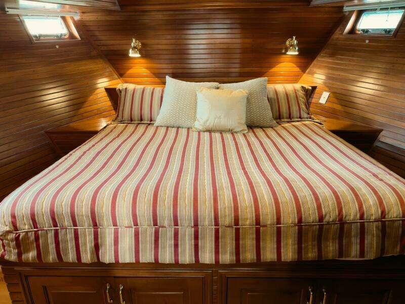 2002 Trawler Custom Aluminum