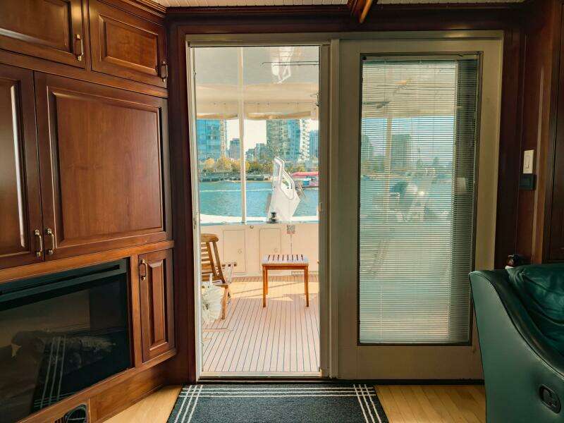 2002 Trawler Custom Aluminum