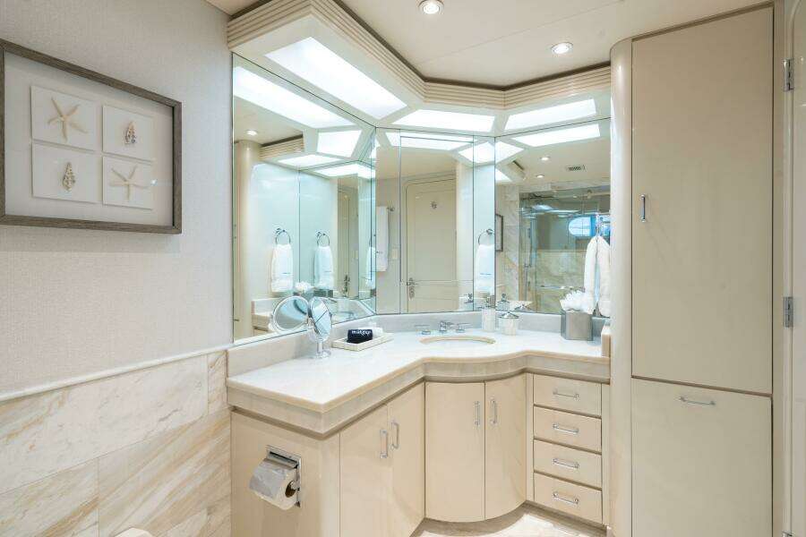 Guest Stateroom Ensuite