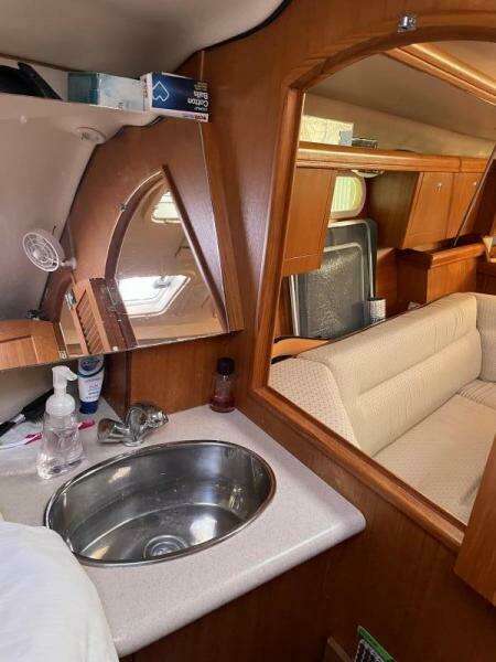 V Berth Courtesy Sink