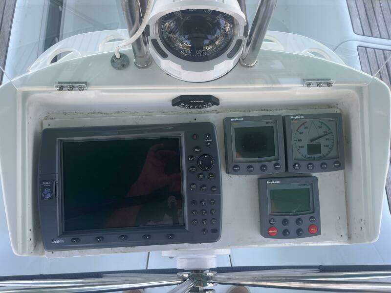 Beneteau Oceanis 381