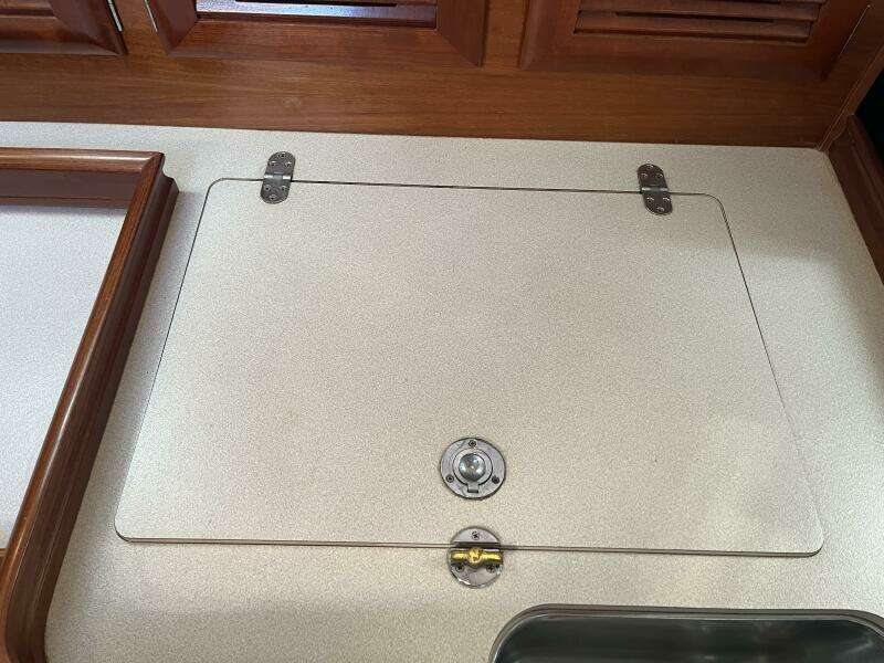 2001 Beneteau Oceanis 381