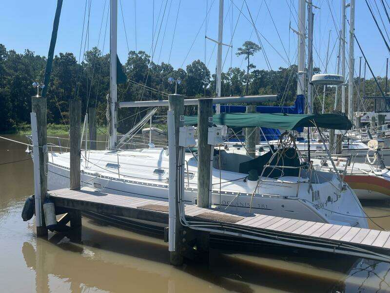 Beneteau Oceanis 381