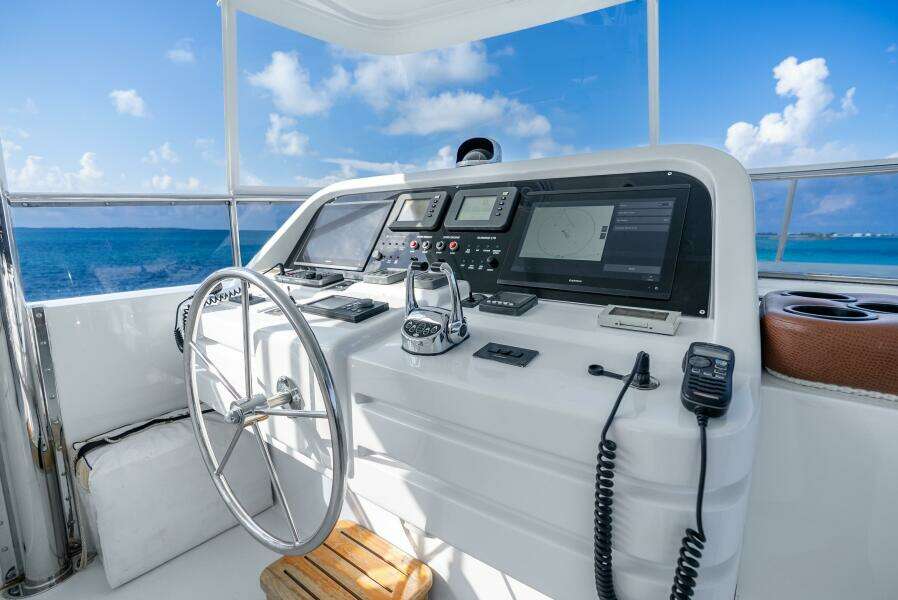 2010 Hargrave Raised Pilothouse
