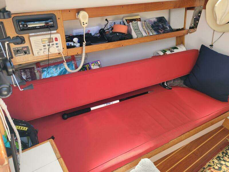 2004 Alerion 28 Express