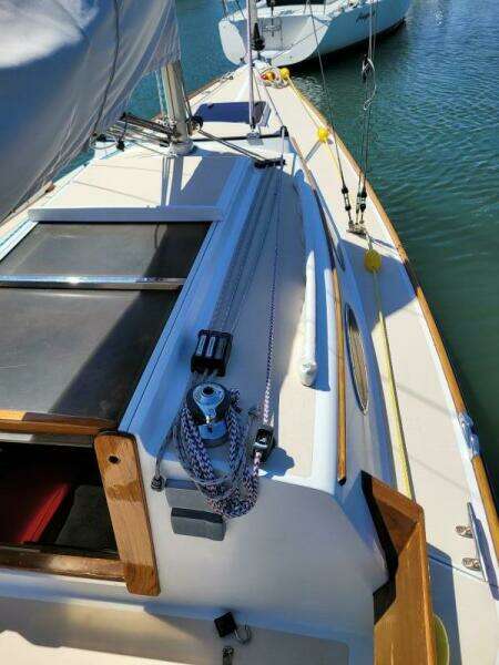 2004 Alerion 28 Express