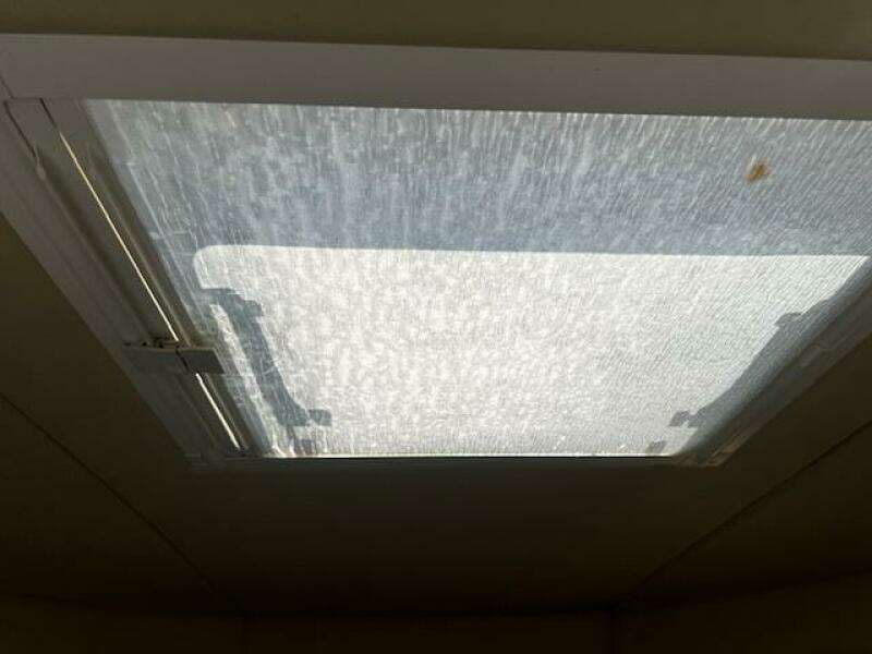 410 master ceiling hatch