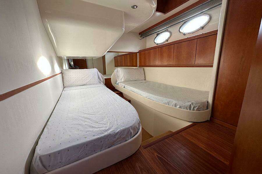 2007 Pershing 50