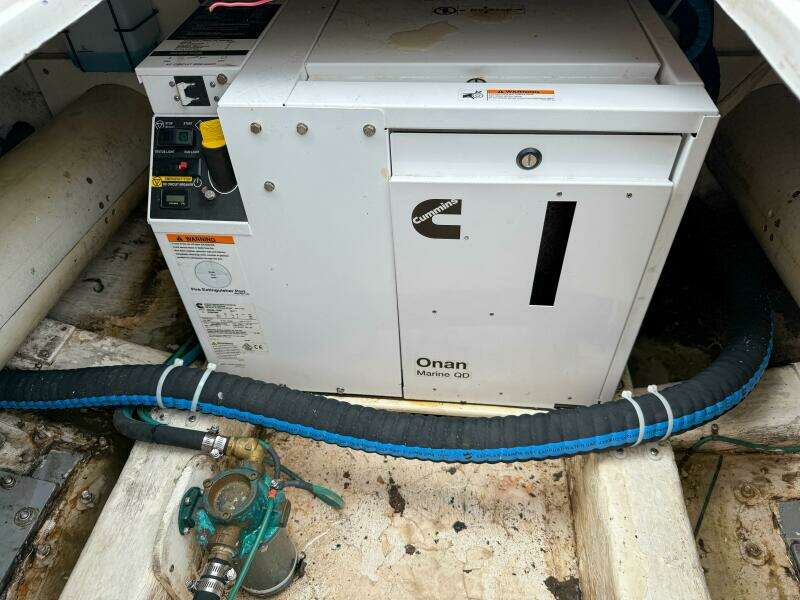 2002 Legacy 34 Express Twin Jet