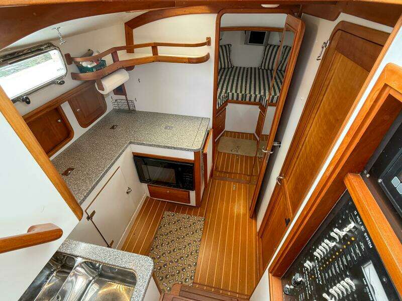 2002 Legacy 34 Express Twin Jet