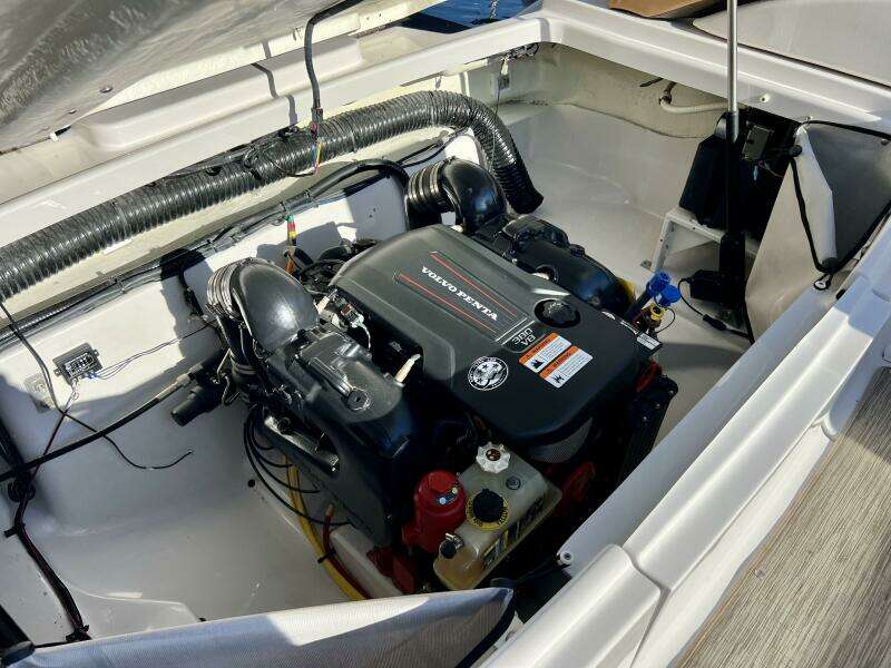 2019 Four Winns H290