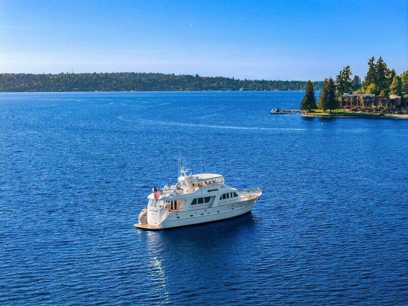 2001 Rayburn Custom Yachts Flush Deck