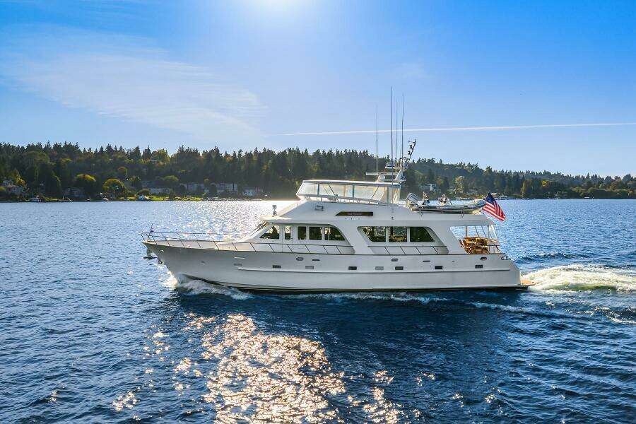 2001 Rayburn Custom Yachts Flush Deck
