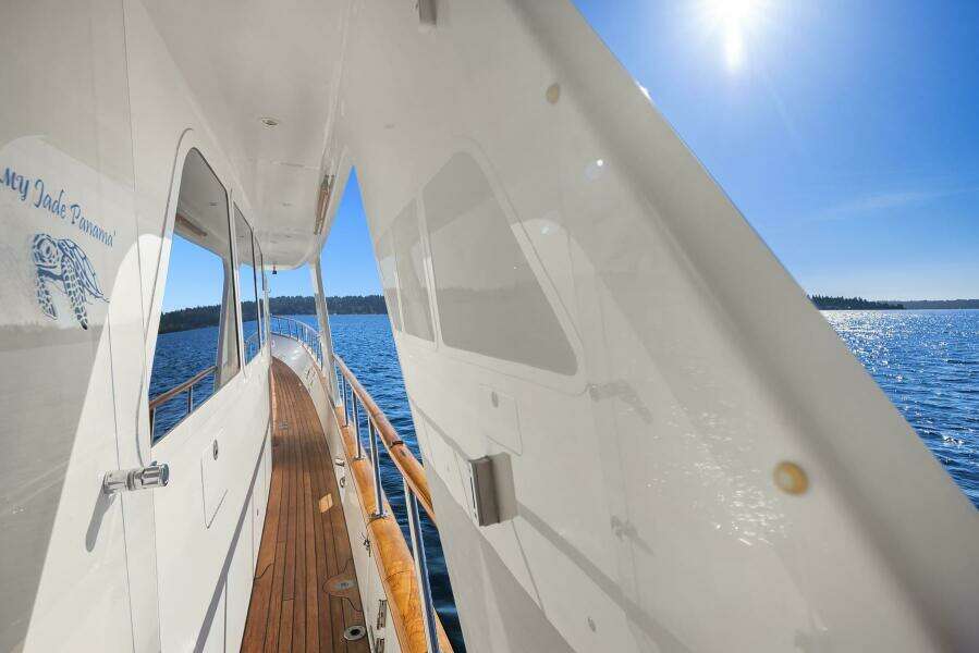 2001 Rayburn Custom Yachts Flush Deck