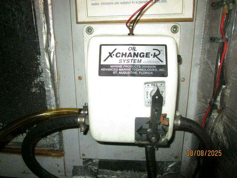 39' Silverton oil change system