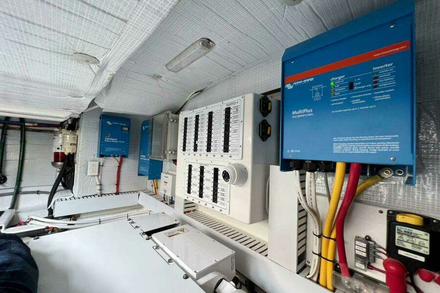 2022 Sabre 45 Salon Express