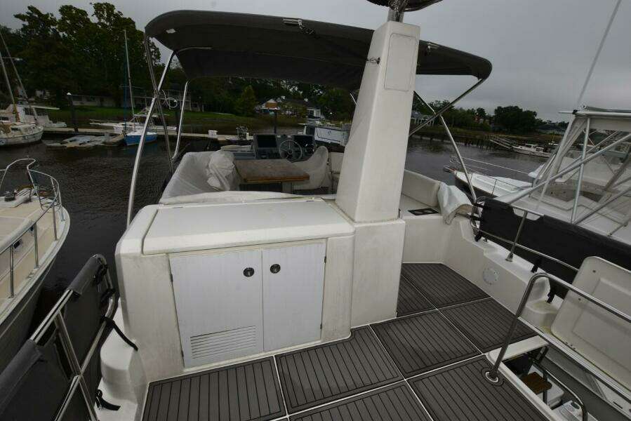 2023 Beneteau Swift Trawler 41 Fly