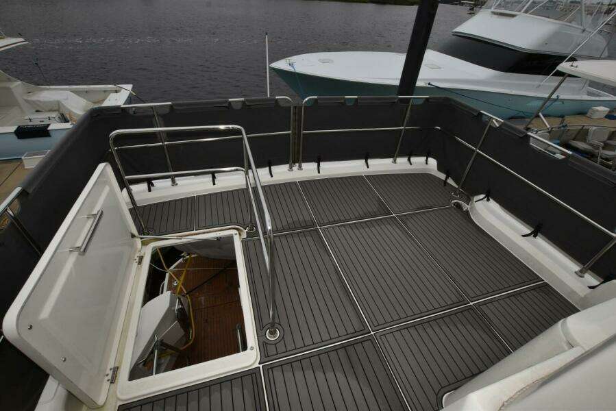 2023 Beneteau Swift Trawler 41 Fly