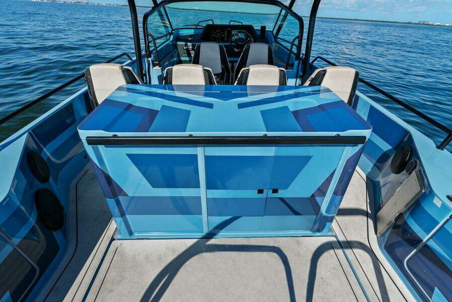 2022 Axopar Brabus Shadow 500 TT - Wet Bar