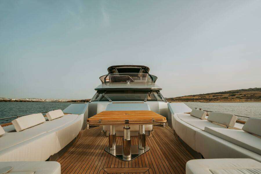 2013 Monte Carlo Yachts 