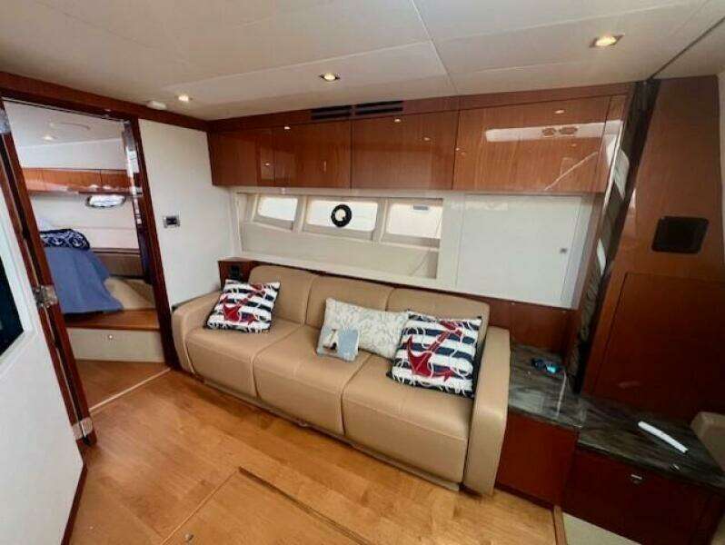 2013 Sea Ray 410 Sundancer
