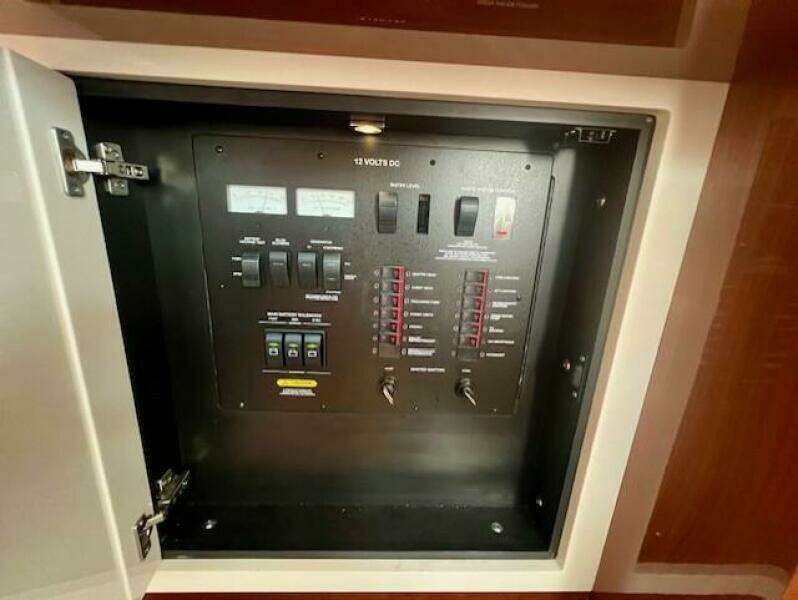 2013 Sea Ray 410 Sundancer