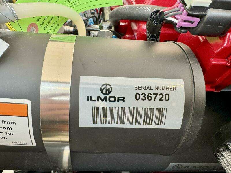 2024 Formula 350 Crossover Bowrider