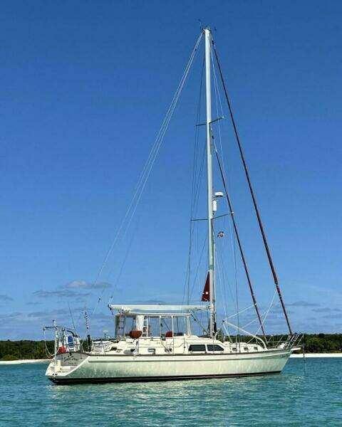 2005 Island Packet 485