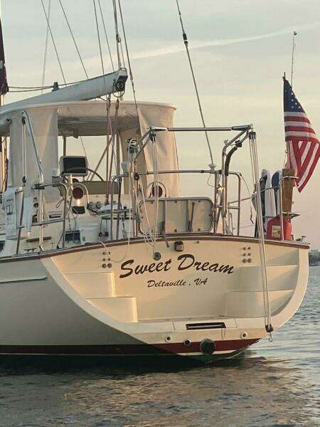 2005 Island Packet 485