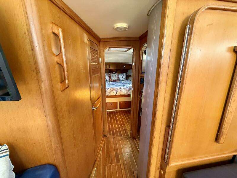 2005 Island Packet 485