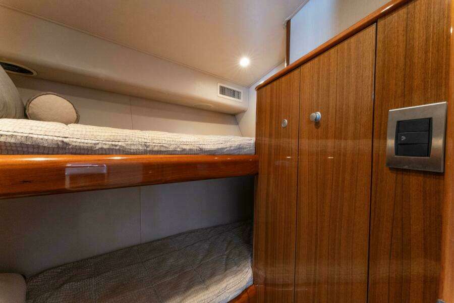 2009 Viking 45 Open Wig Wag