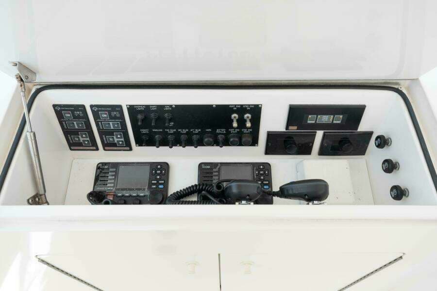 2009 Viking 45 Open Wig Wag