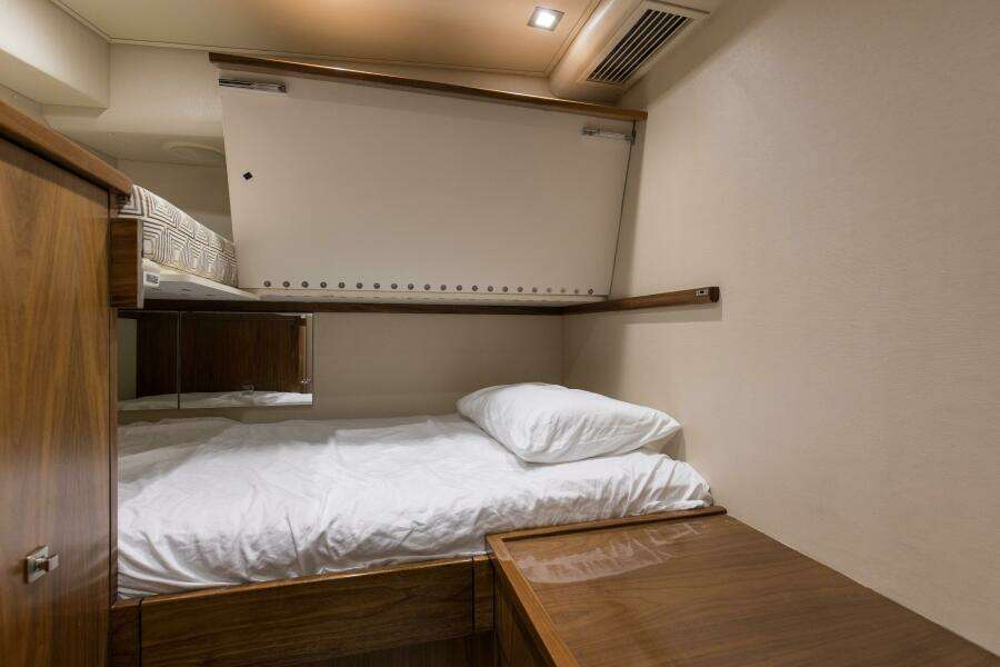 2016 92 Viking Enclosed Bridge Touche Crew Quarters (2)