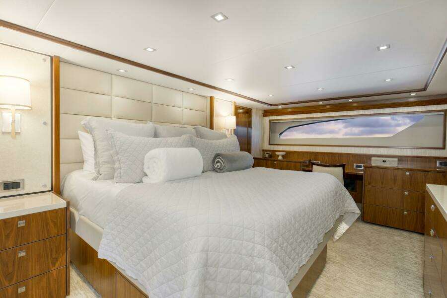 2016 92 Viking Enclosed Bridge Touche Master Stateroom  (2)