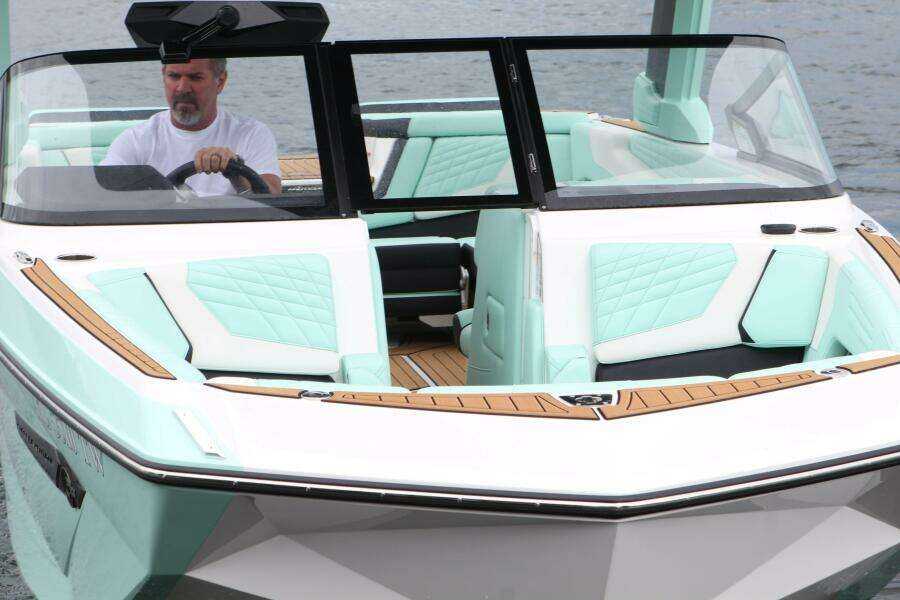 2024 Nautique Super Air G23