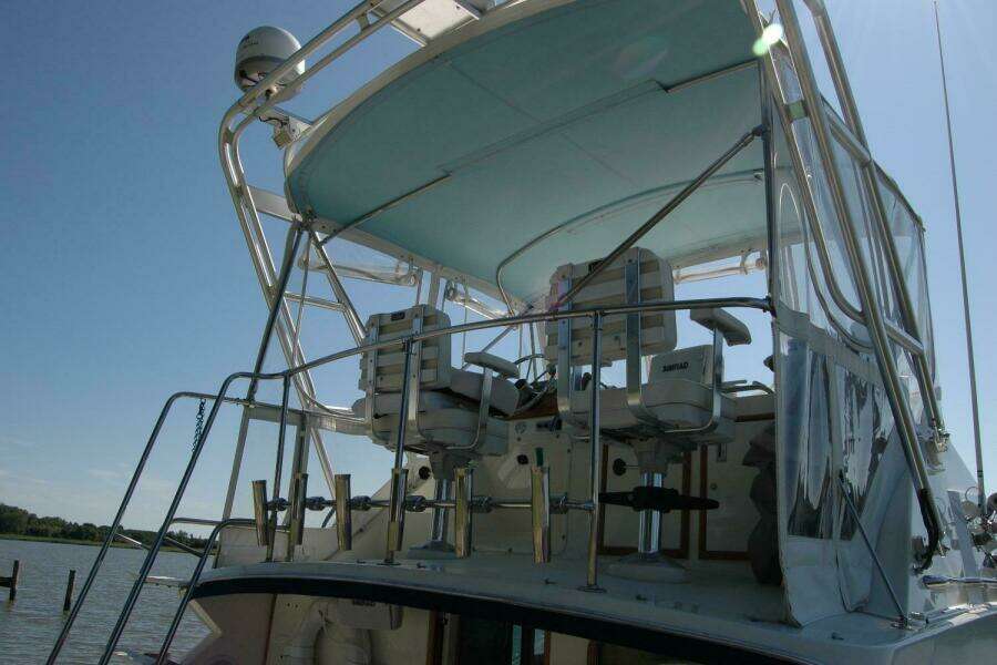 1987 Bertram 33 Sport Fisherman