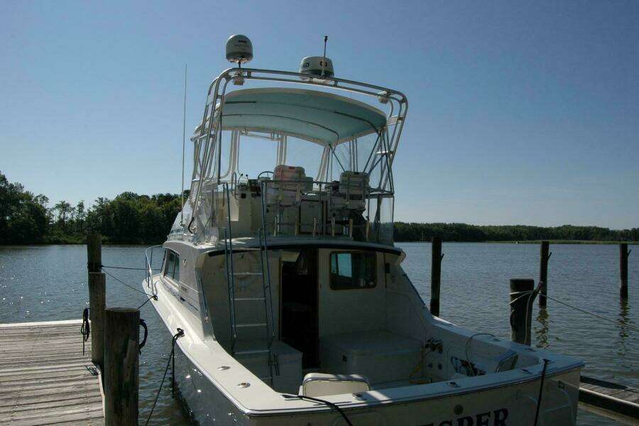 1987 Bertram 33 Sport Fisherman