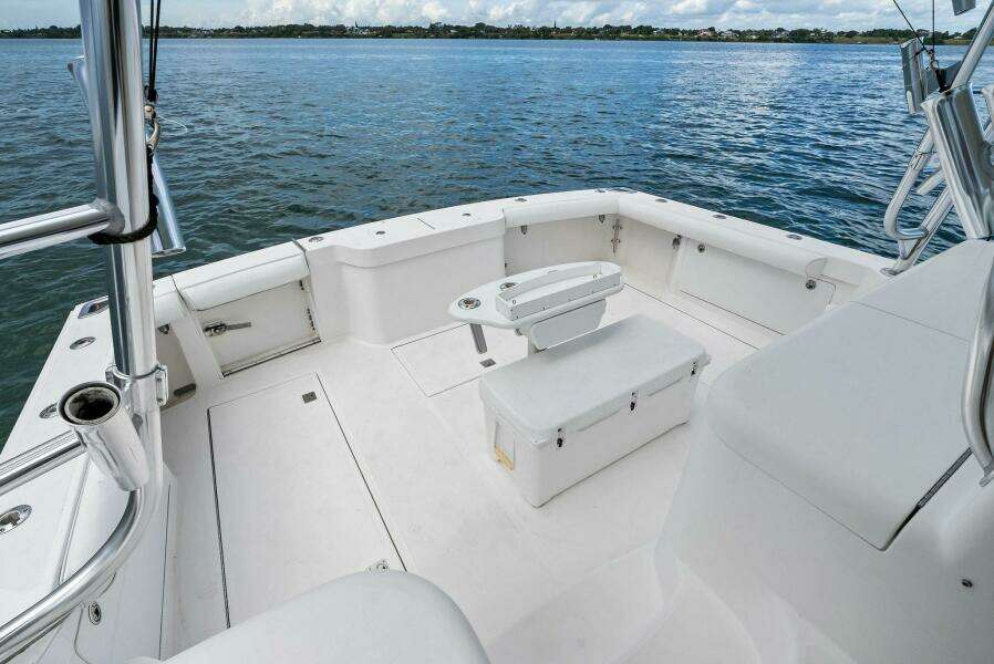 2004 Cabo 40 Hardtop Express