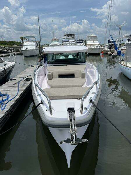 2024 Axopar Cross Cabin