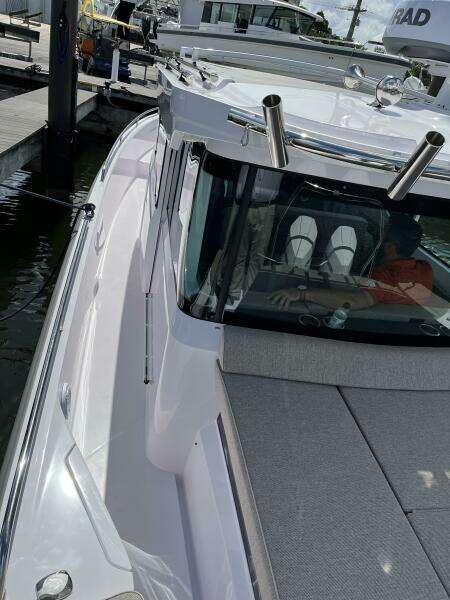 2024 Axopar Cross Cabin