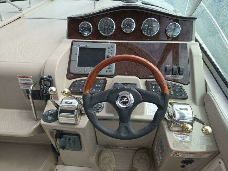 2007 Sea Ray 310 Sundancer