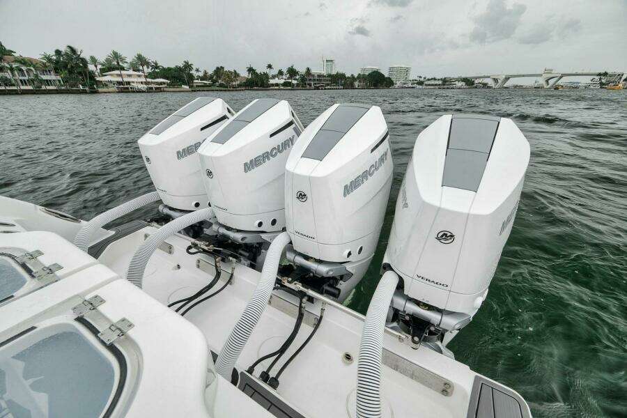 2024 Invincible 43 Open