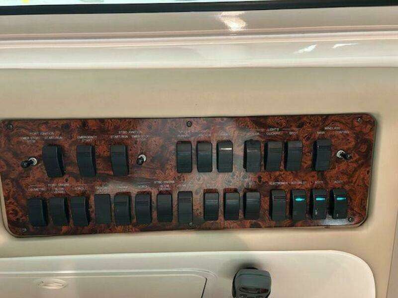 1998 Sea Ray 540 Sundancer