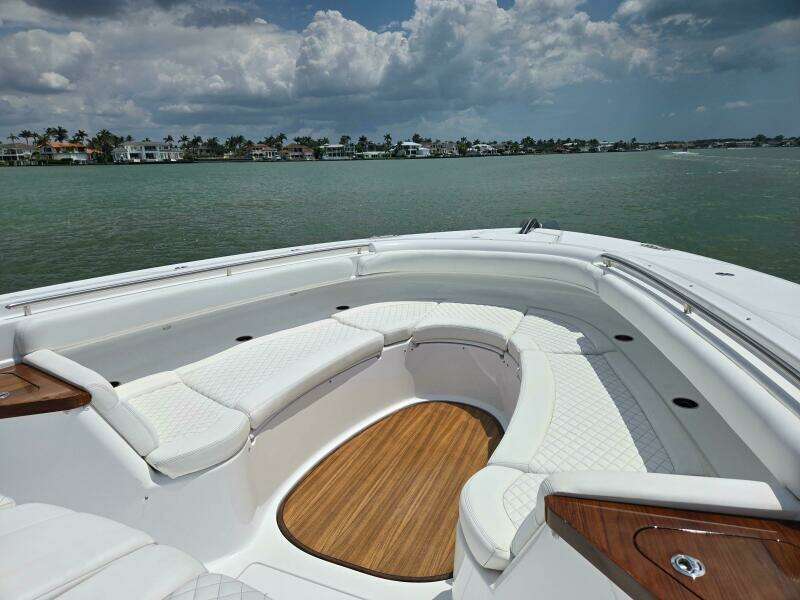 2024 HCB 65 Estrella