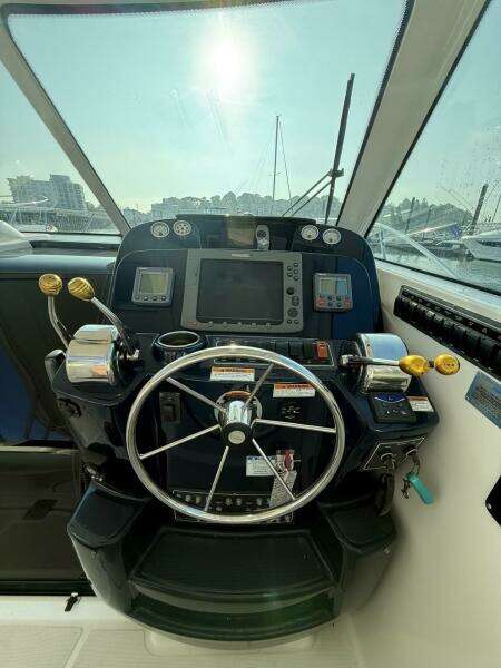 2008 Tiara Yachts 3000 Open