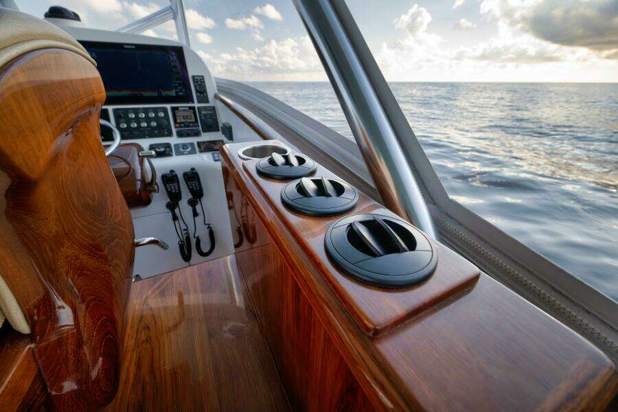 2019 Winter Custom Yachts 46 Walkaround