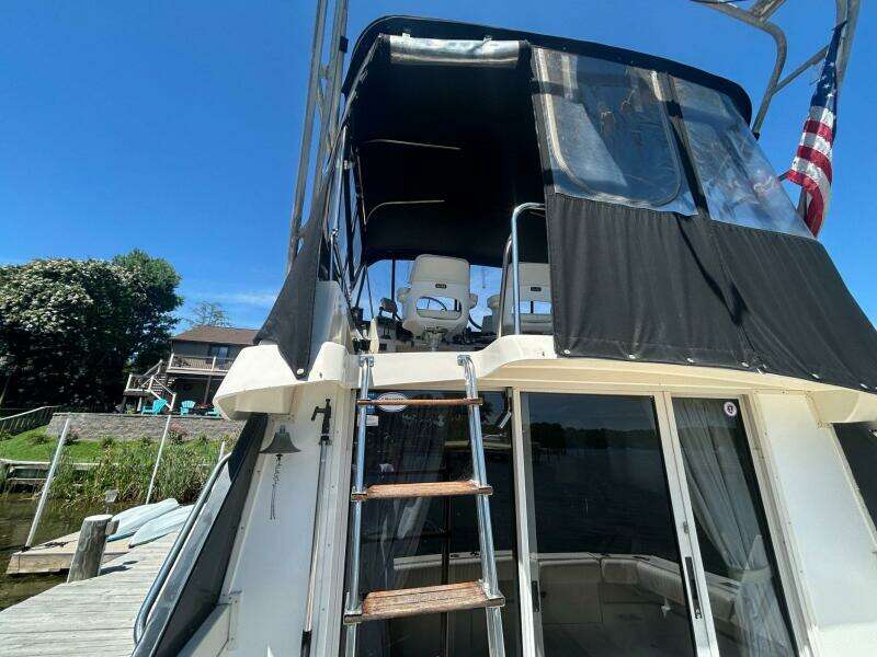 1990 Silverton 34 Convertible