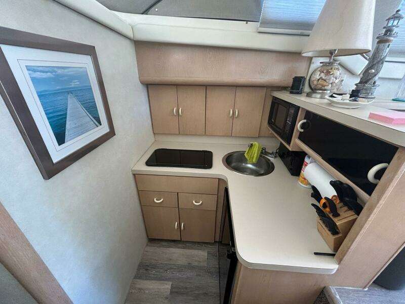 1990 Silverton 34 Convertible