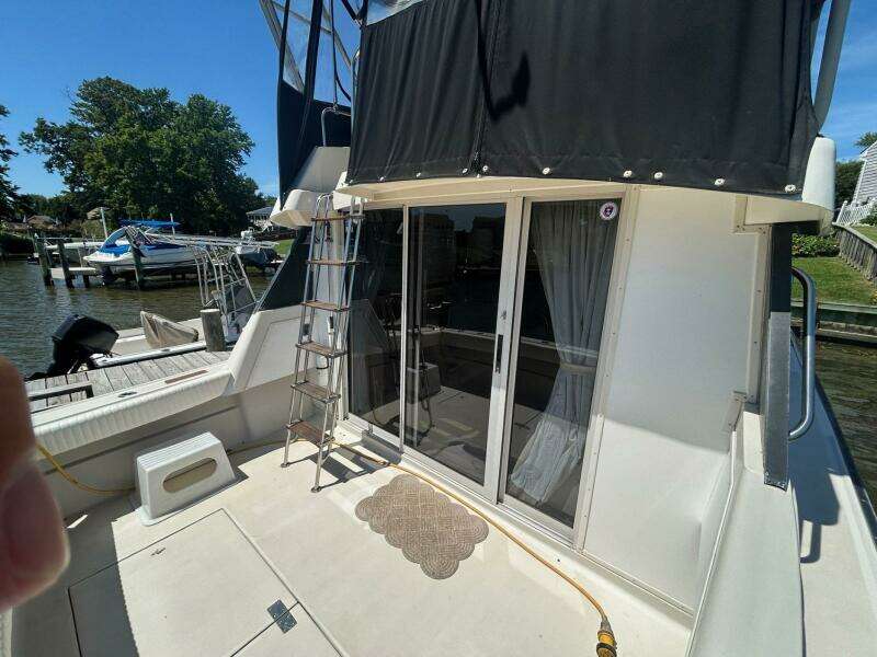 1990 Silverton 34 Convertible