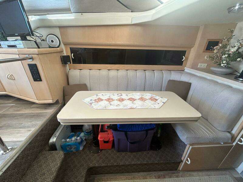 1990 Silverton 34 Convertible